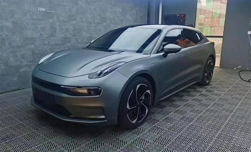 挑战特斯拉Model 3 李书福也要进军高端电动车了